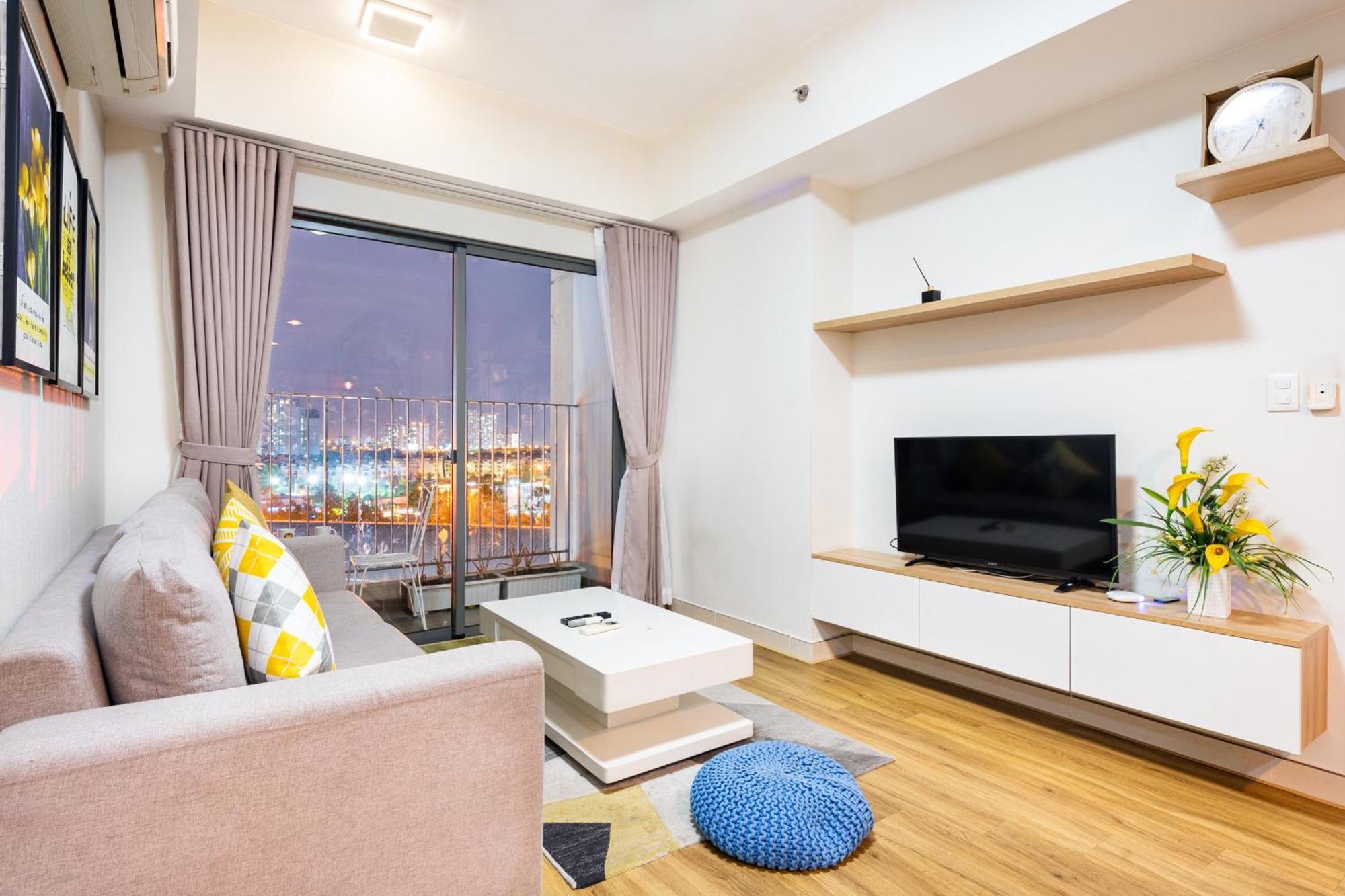 Stylist 2 Bedrooms Apartment Ho Chi Minh City Exterior photo