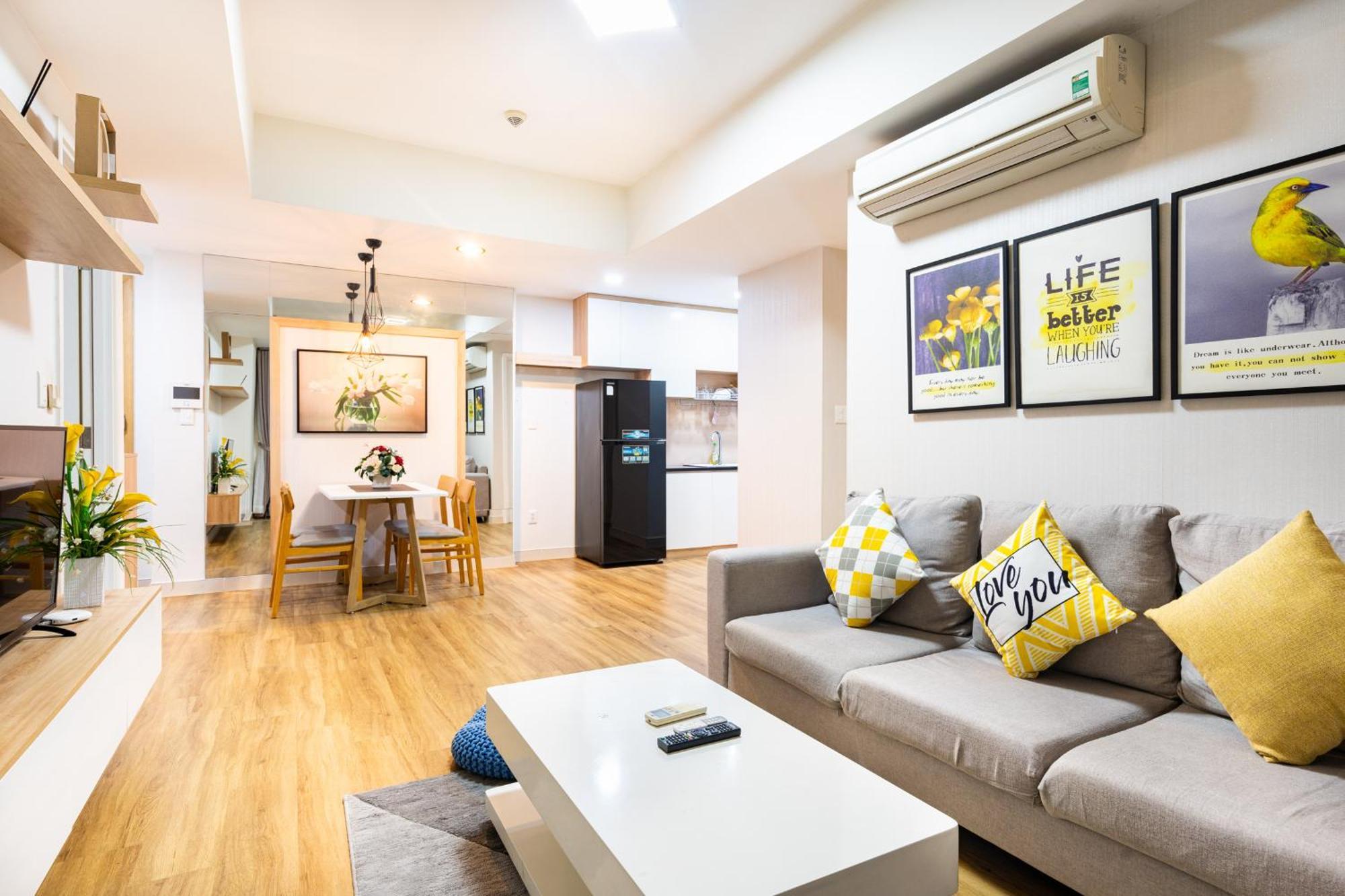 Stylist 2 Bedrooms Apartment Ho Chi Minh City Exterior photo